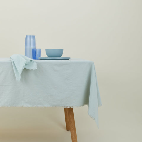 ESSENTIAL COTTON TABLECLOTHS