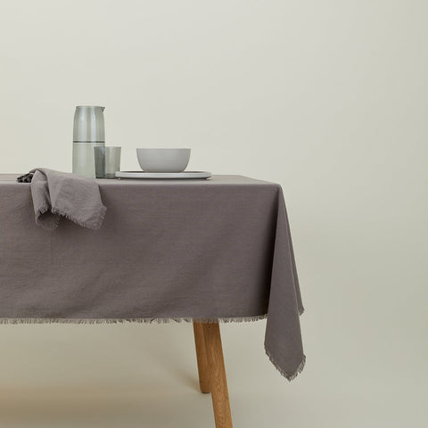 ESSENTIAL COTTON TABLECLOTHS