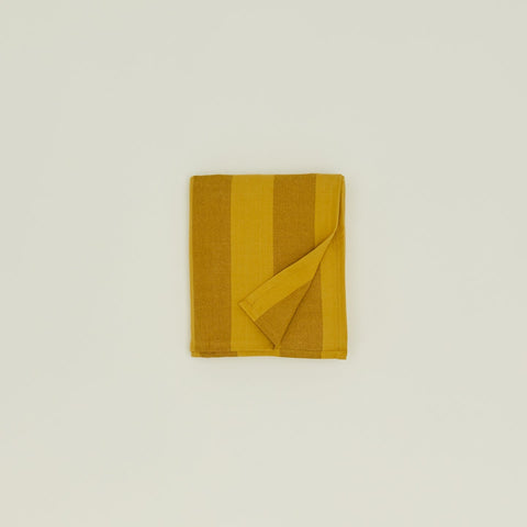 ESSENTIAL STRIPED TABLECLOTH