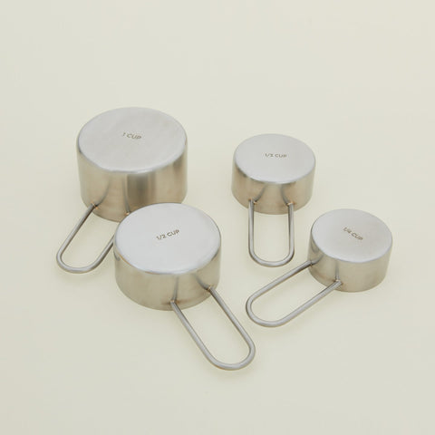 SIMPLE MEASURING CUPS - SILVER