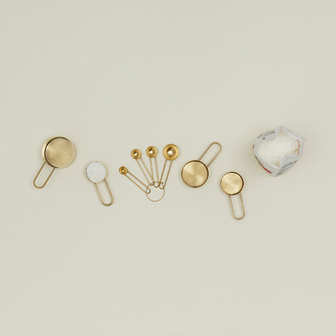SIMPLE MEASURING SPOONS - BRASS