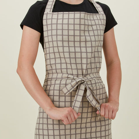 ESSENTIAL YARN DYED CHECK APRON