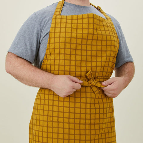 ESSENTIAL YARN DYED CHECK APRON