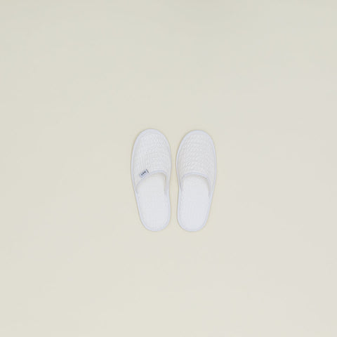 SIMPLE WAFFLE SLIPPERS - WHITE