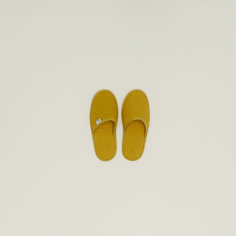 SIMPLE WAFFLE SLIPPERS - MUSTARD