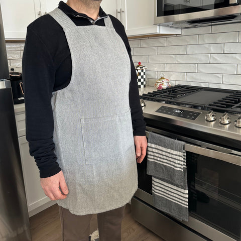 Pinafore Solid Crossback Apron with Patch Pockets
