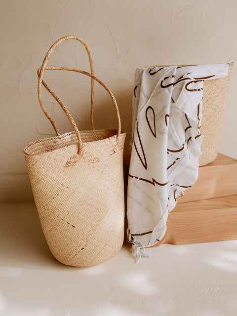 Casual Handmade Braided Basket Bag with Open Top