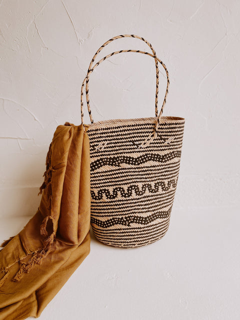 Casual Handmade Braided Basket Bag with Open Top