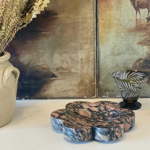 Bud Tray in House Party