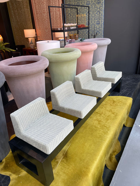 Como Timeless Minimalist Contemporary Accent Bench