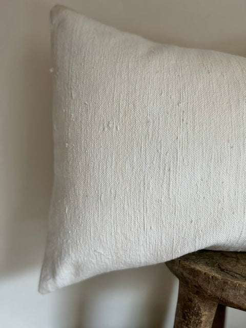 Borphosis Interior Monochromatic Vintage Handwoven Rectangle Pillow Cover - 16 x 24