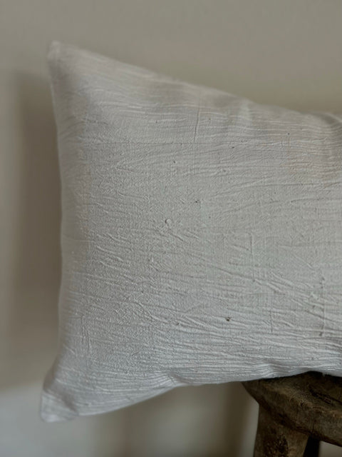 Borphosis Interior Artful Traditionalist Vintage Handwoven Textured Pillow Cover - 16 x 24