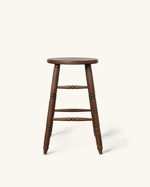 Lea Artful Traditionalist Oak Counter Stool with Turned Leg