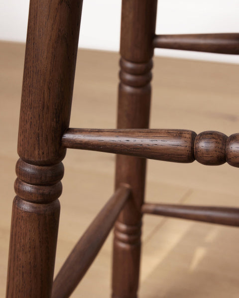 Lea Artful Traditionalist Oak Counter Stool with Turned Leg