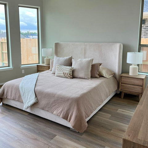 LH Imports Gia Scandinavian Timeless Minimalist Nightstand