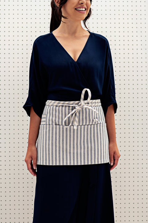 Waist Apron with Pockets and Utility Loop