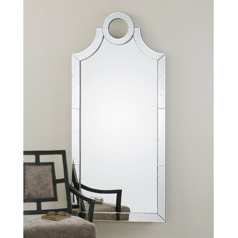 Traditional Arch Accent Mirror with Antique Framed Design