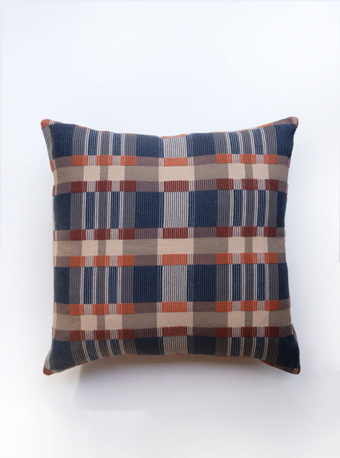 Powered by People Classic Handwoven Accent Throw Pillow for Contemporary Spaces - 20 x 20