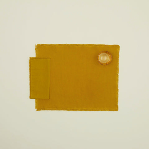 Hawkins New York Tabletop Essentials Minimalist Rectangular Frayed Placemat - Set of 4