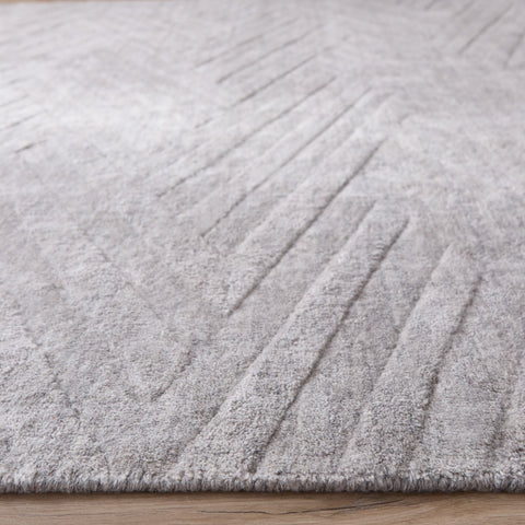 Minimalist Chevron Area Rug in Light Gray - Rectangle