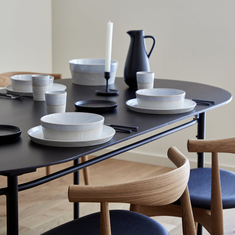 Decorated Two-tone Stoneware Bowl Set in Matte Finish