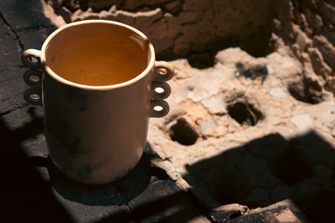 YUU Handcrafted Clay Vase