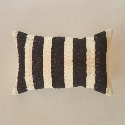 Powered by People Artful Traditionalist Bohemian Rectangle Wool Pillow Cover - 12 x 20