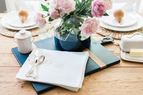 etúHOME Decorated Modern Two-tone Matte Serving Board