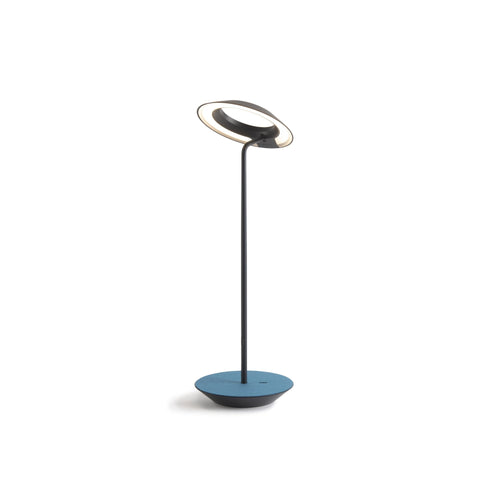 Royyo Minimalist Desk Lamp with USB Port in Matte Black