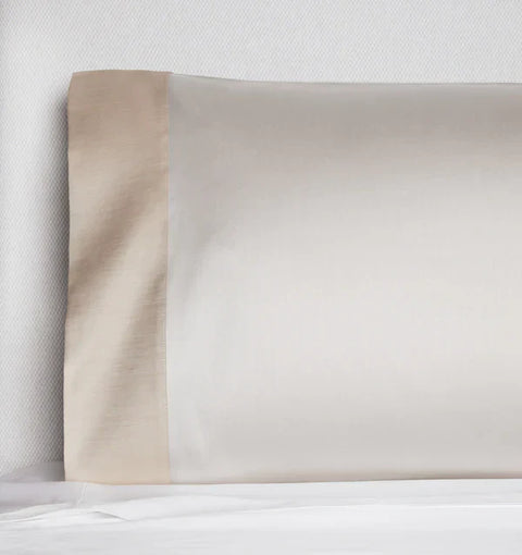 Minimalist Cotton Sateen Pillowcase with Contrast Trim