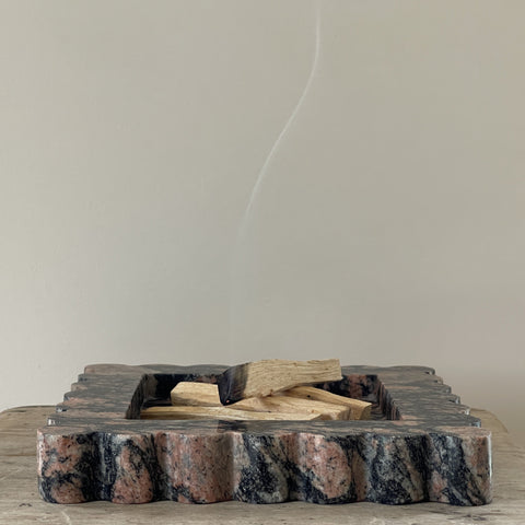 Box Tray in House Party