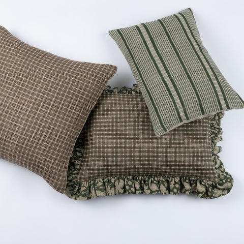 Filling Spaces Classic Handcrafted Traditional Accent Throw Pillow - 18 x 18 - 20 x 20 - 22 x 22 - 24 x 24 - 26X 26 - 14 x 20 - 14 x 40 - 18 x 40 - 16 x 50