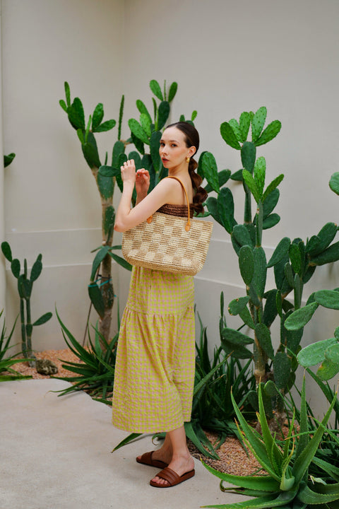Beach Geometric Raffia Tote with Open Top Design