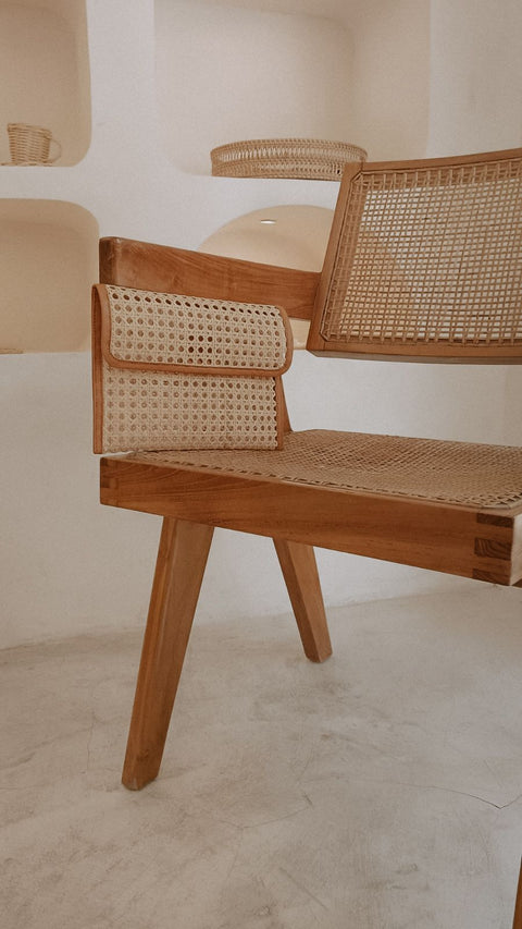 Handmade Geometric Contrast Trim Clutch