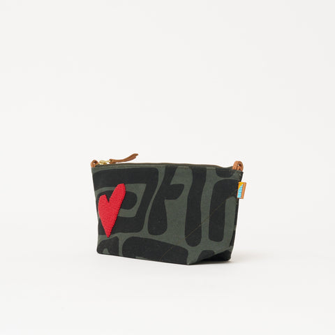 Abstract Beaded Heart Graphic Convertible Pouch