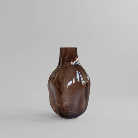 Bakku Vase