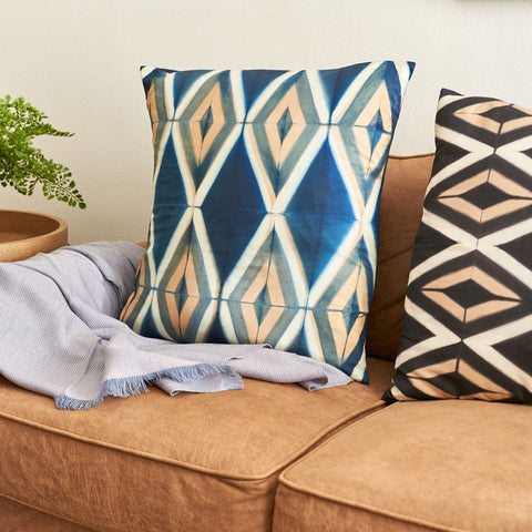 Powered by People Artful Traditionalist Graphic Accent Pillow in Asian Bohemian Style - 20 x 20