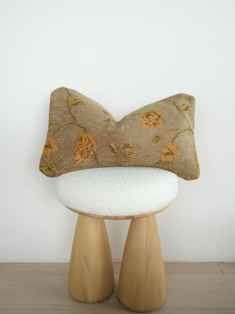 Powered by People Artful Traditionalist Vintage Double Sided Lumbar Throw Pillow - 12 x 20