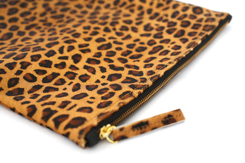 Leopard Animal Graphic Clutch with Zipper Closure