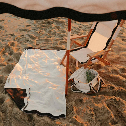 The Premium Cooler Bag - Rivie White