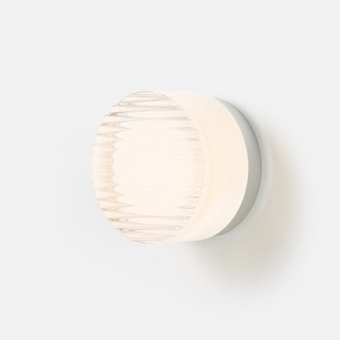 Crisp Sconce