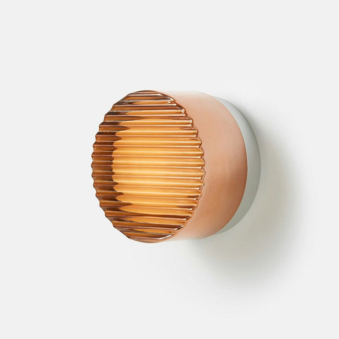 Crisp Sconce