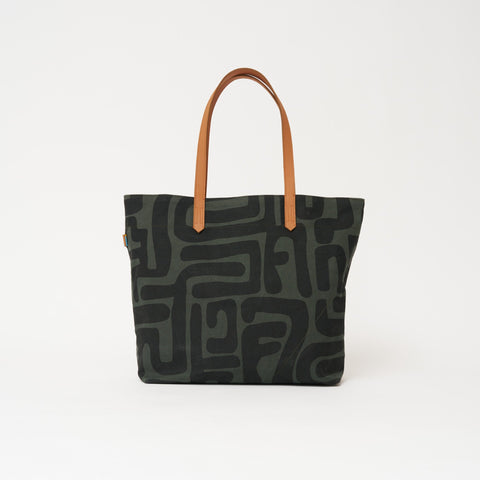 Abstract Graphic Tote with Zipper and Flat Bottom