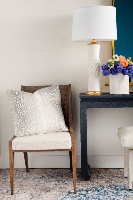 Villa & House Asian Curved Entryway Console