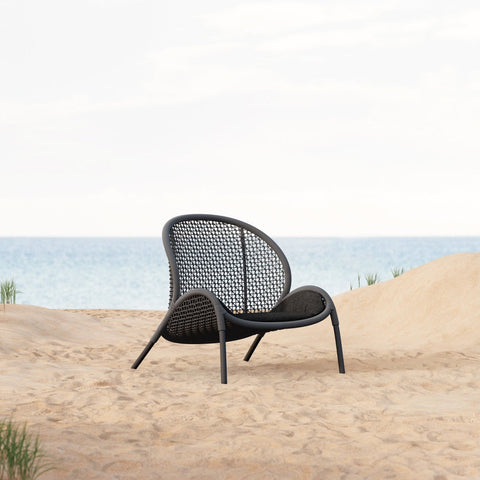Dune Lawn & Garden Contemporary Lounge Chair
