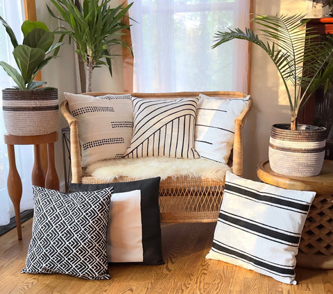 Global Eclecticist Bohemian Floral Graphic Accent Pillow