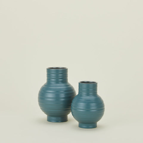 ESSENTIAL CERAMIC VASE - PEACOCK