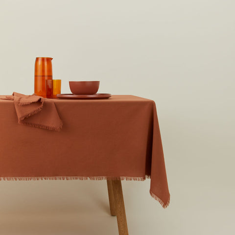 ESSENTIAL COTTON TABLECLOTHS