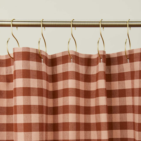 ESSENTIAL GINGHAM SHOWER CURTAIN