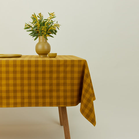 ESSENTIAL GINGHAM TABLECLOTH